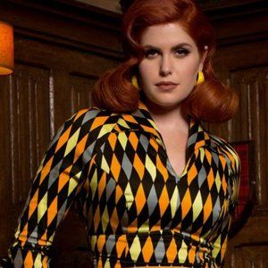 Lauren Workwear Top in Yellow House Harlequin